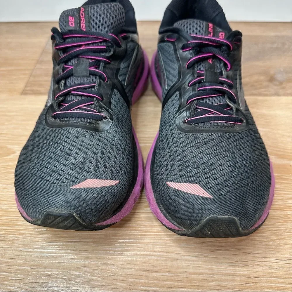 Brooks Adrenaline GTS 20 Black Running Shoes, Size 7.5